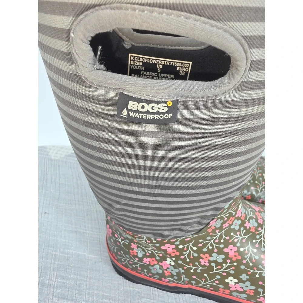 Bogs classic floral